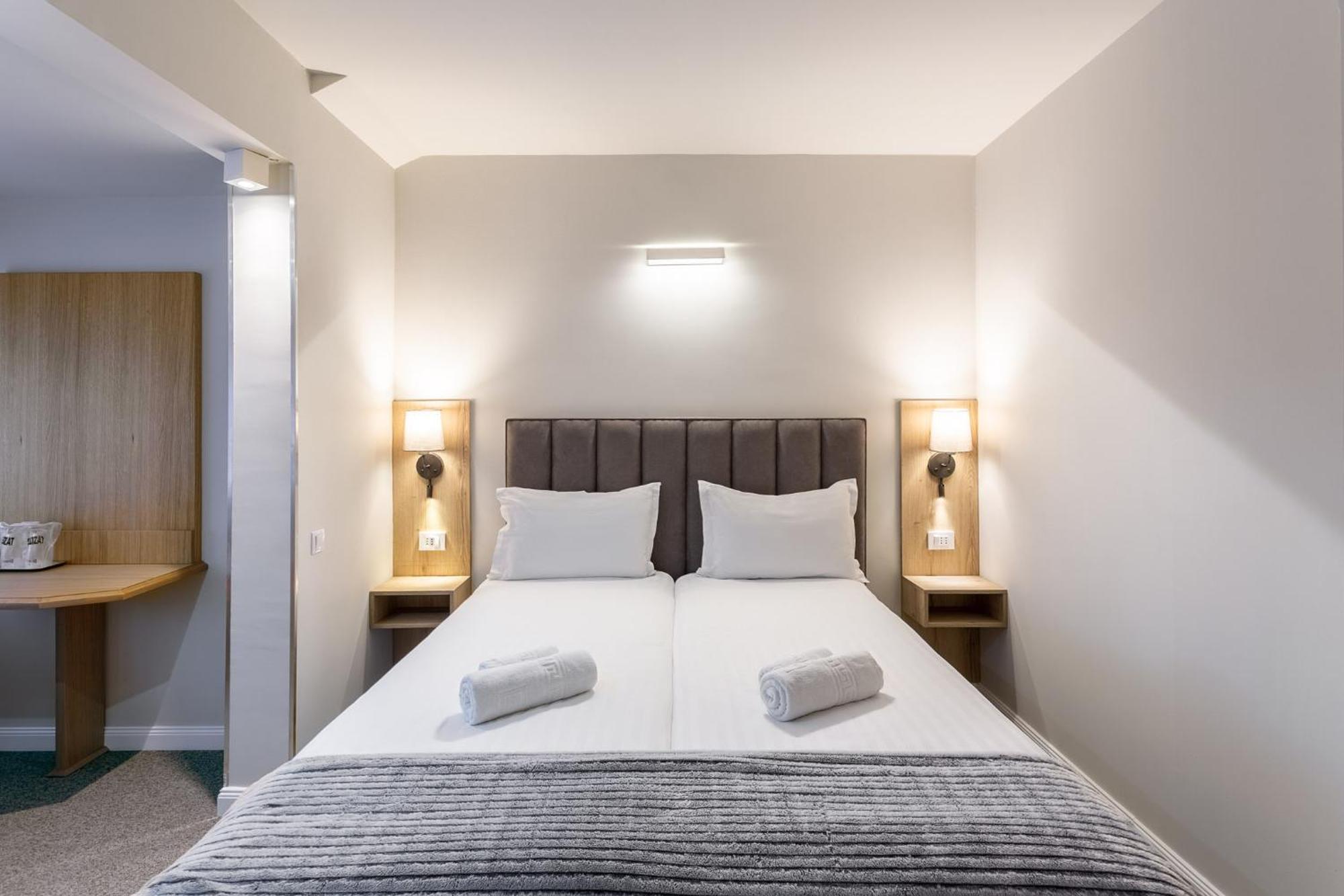 Hotel Genesis By Eden Predeal Zewnętrze zdjęcie