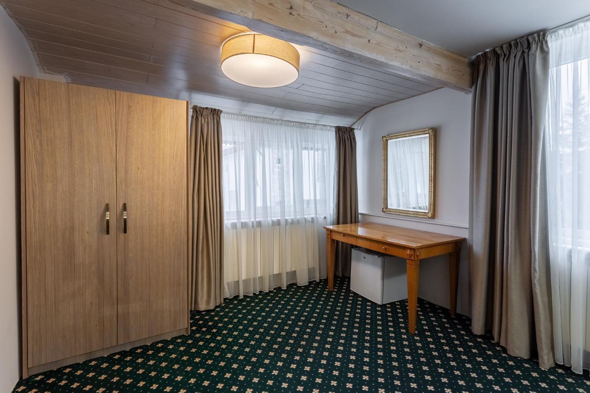 Hotel Genesis By Eden Predeal Zewnętrze zdjęcie