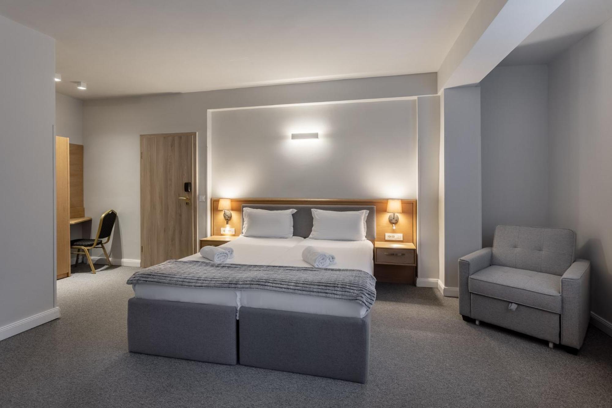 Hotel Genesis By Eden Predeal Zewnętrze zdjęcie